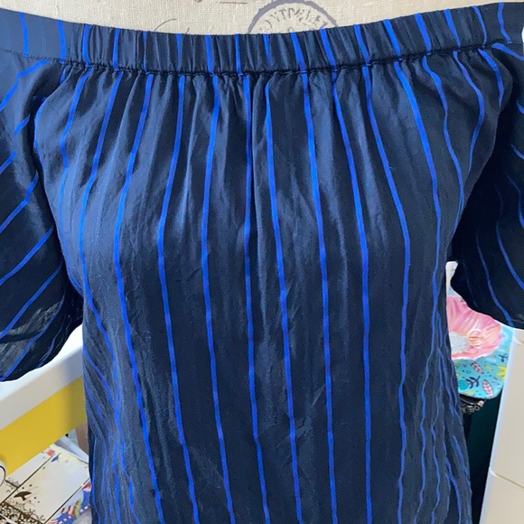 Banana Republic strapless dress with bold stripes and pockets! - Picture 3 of 5